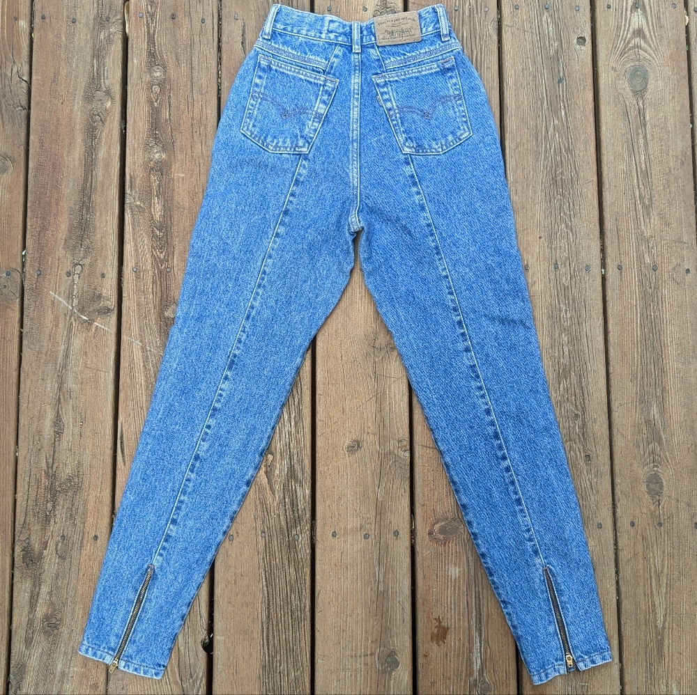 Vintage Levi's 900 series high waist jeans